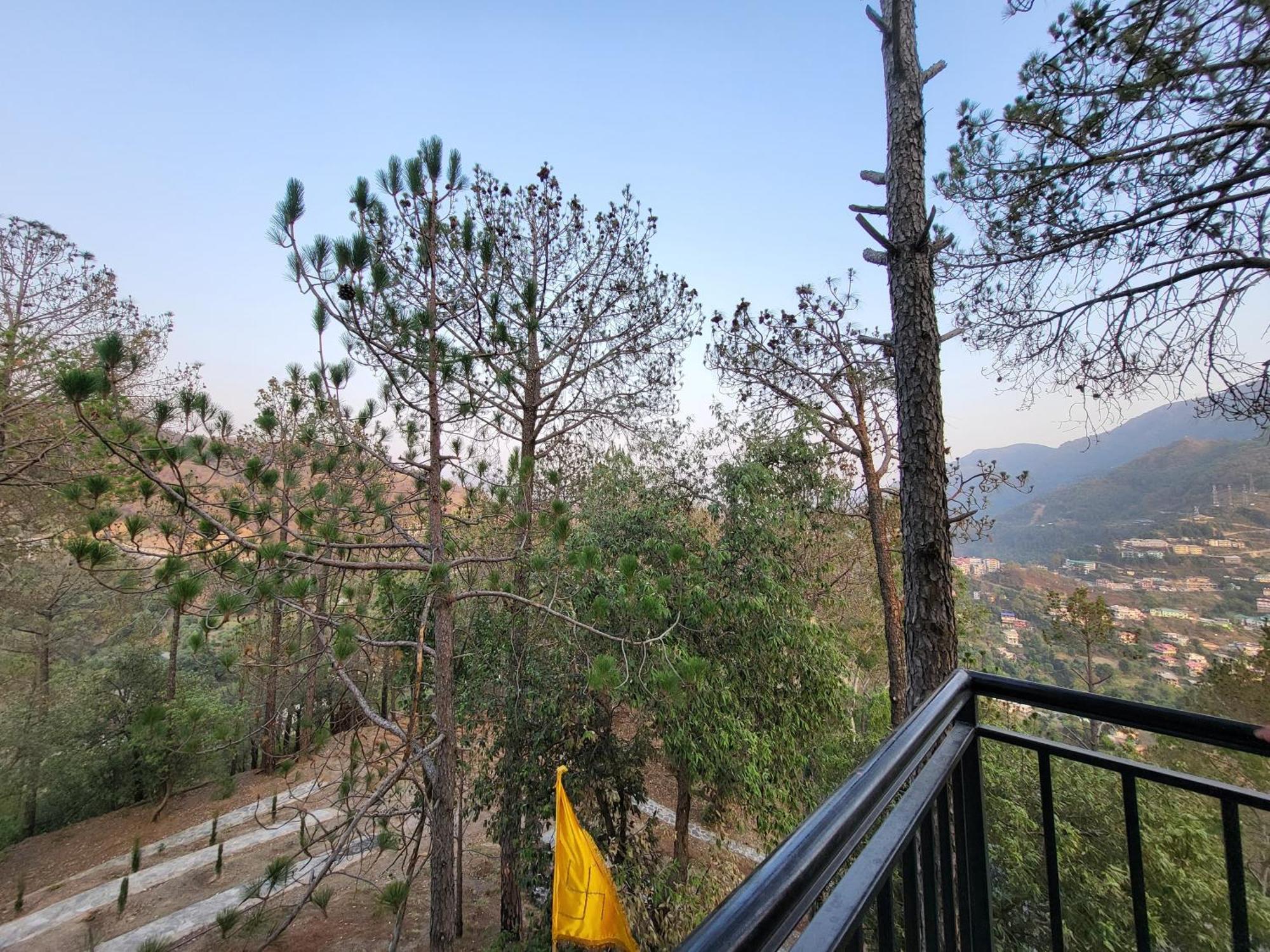 Rainbow Resorts Solan Zimmer foto